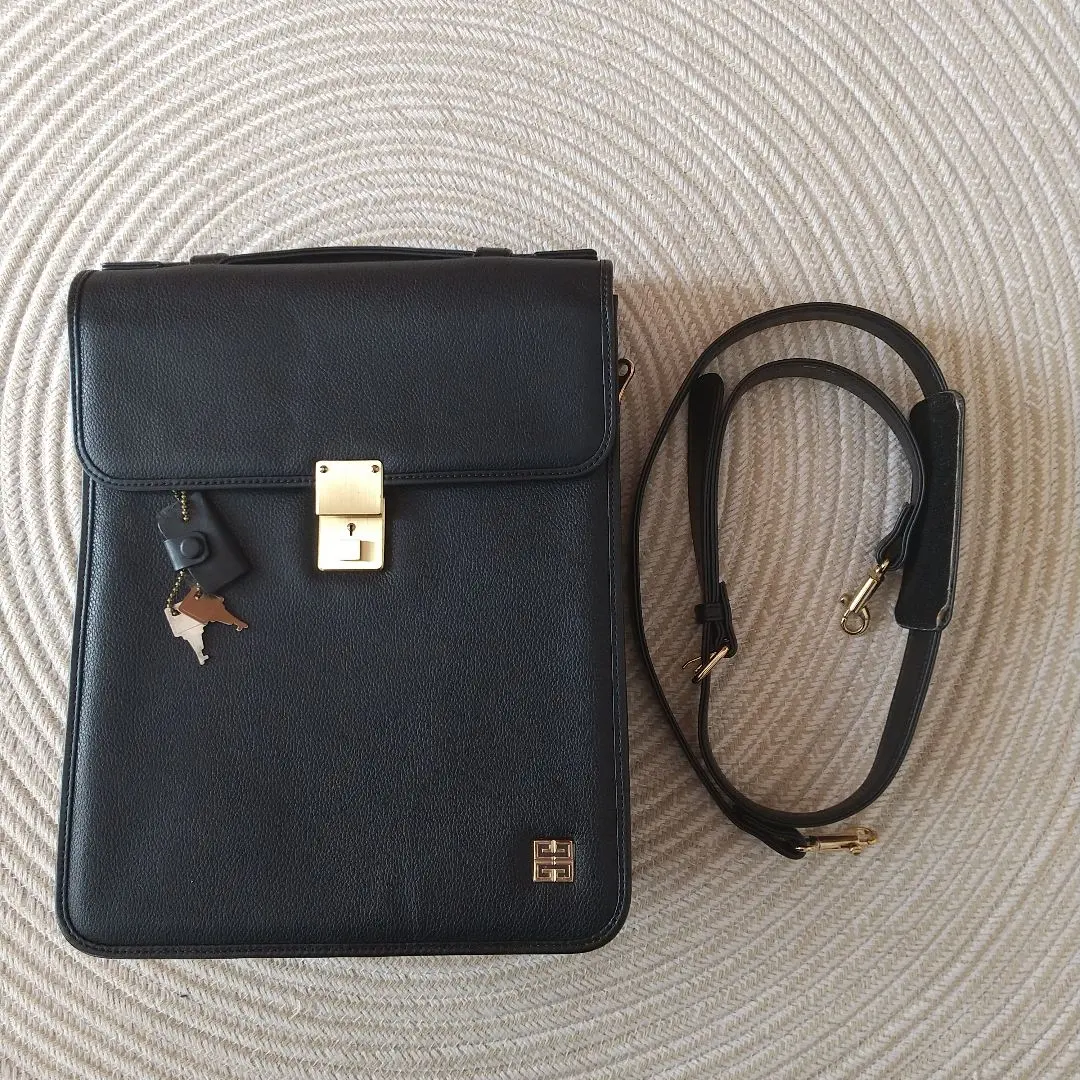 2025年最新】Givenchy メンズ ビジネスバッグの人気アイテム