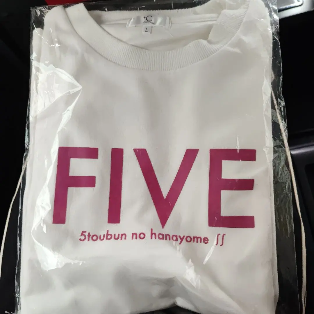 Tシャツ　中野二乃 ラグランTシャツ ホワイト×ブラック XLサイズ 「五等分の花嫁∽× ZOZOTOWN」 Amazon.co.jp: 五等分の花嫁 中野二乃 TシャツブラックXL