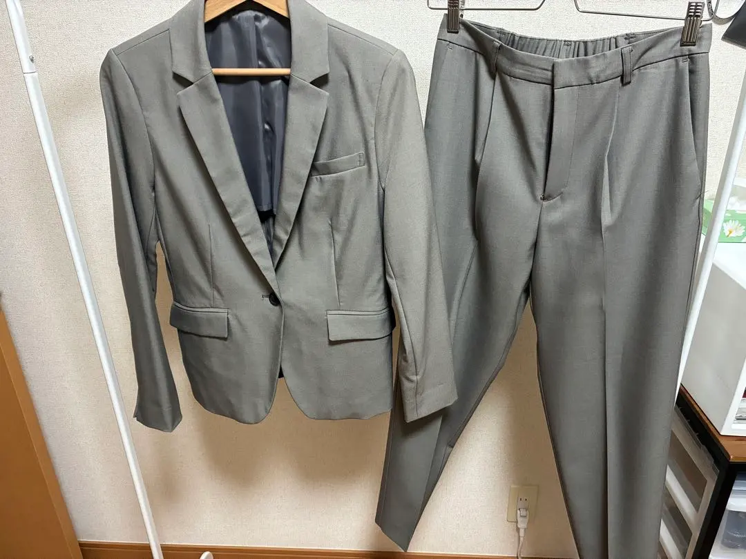 Thumbnail of Suit, business, women's, greige, AEON