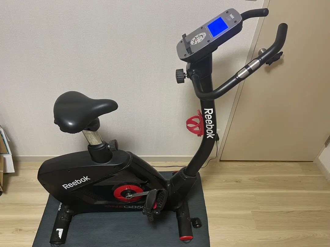 GMGH401○Reebok / リーボック フィットネスバイク Astro6