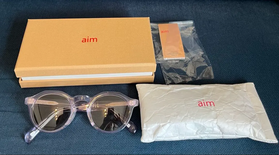 Thumbnail of aim apply Sunglasses Clear Lilac/Light Smoke