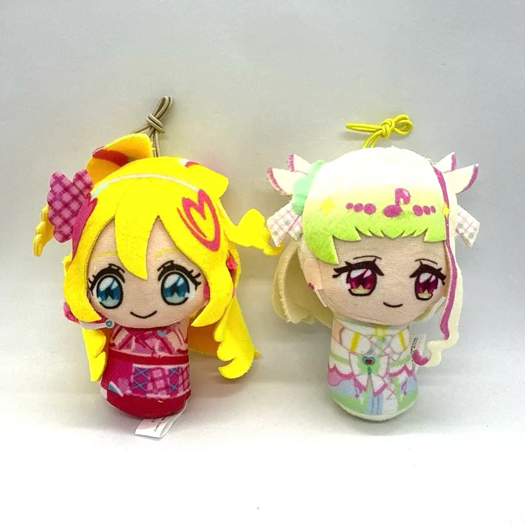 Thumbnail of Kimi to Idol PreCure♪ Odekake Turette Nuiigurumi Mascot 2-Piece Set