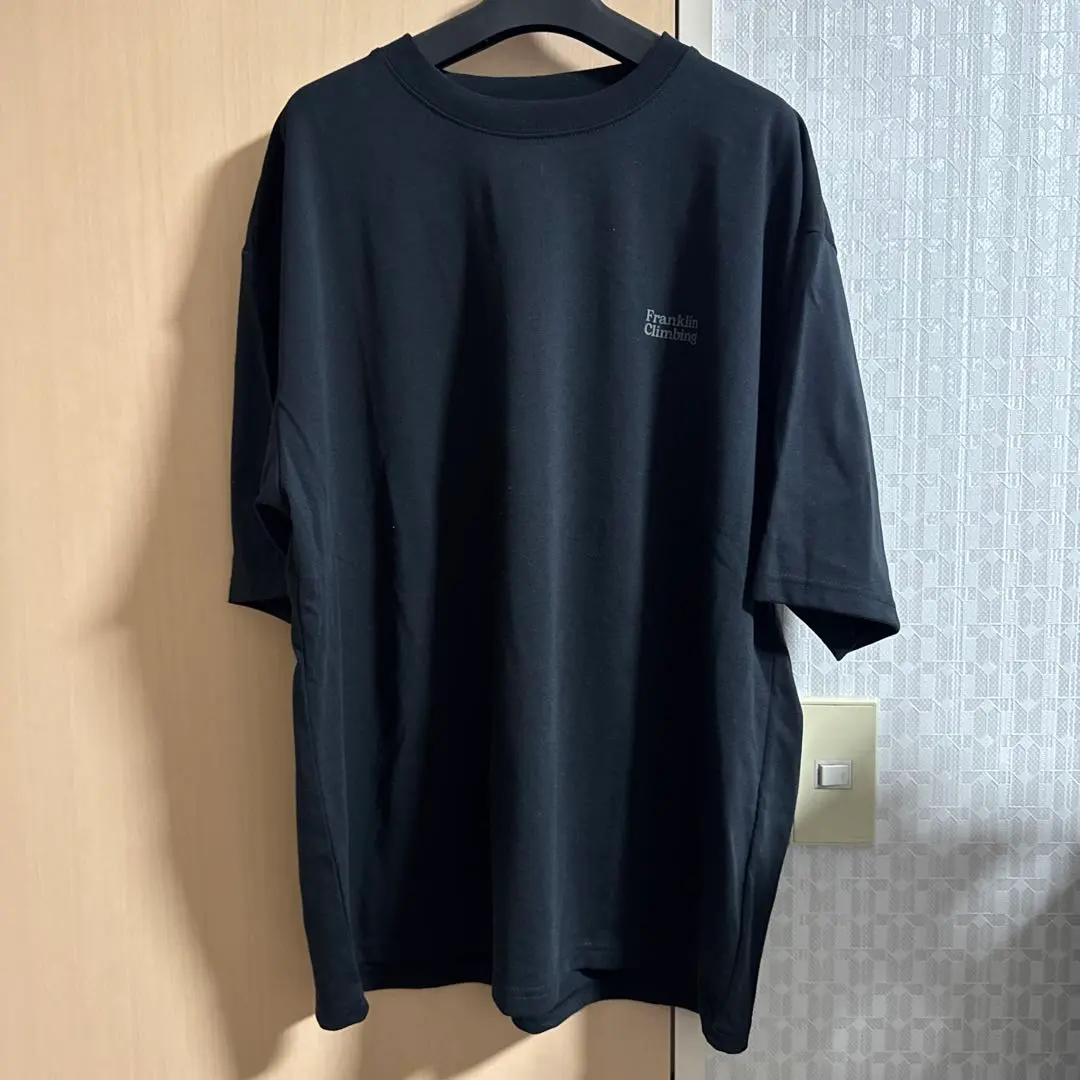 Thumbnail of Franklin Climbing Black T-shirt Short Sleeve