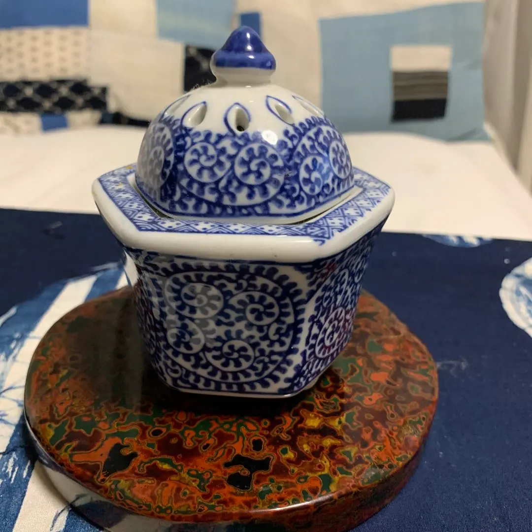 時代 伊万里 火鉢 時代 伊万里 瓢箪尽くし 火鉢