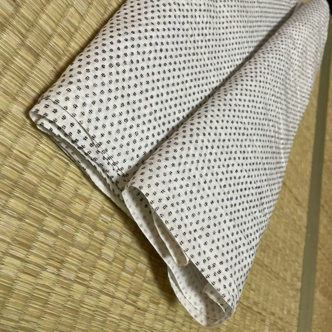 Thumbnail of White Kasuri pattern from old fabric roll, cotton, 3 meters