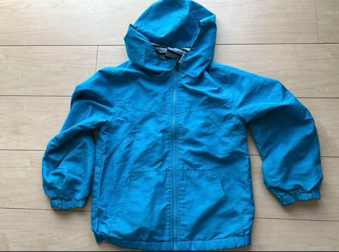 Thumbnail of Lightweight top 130