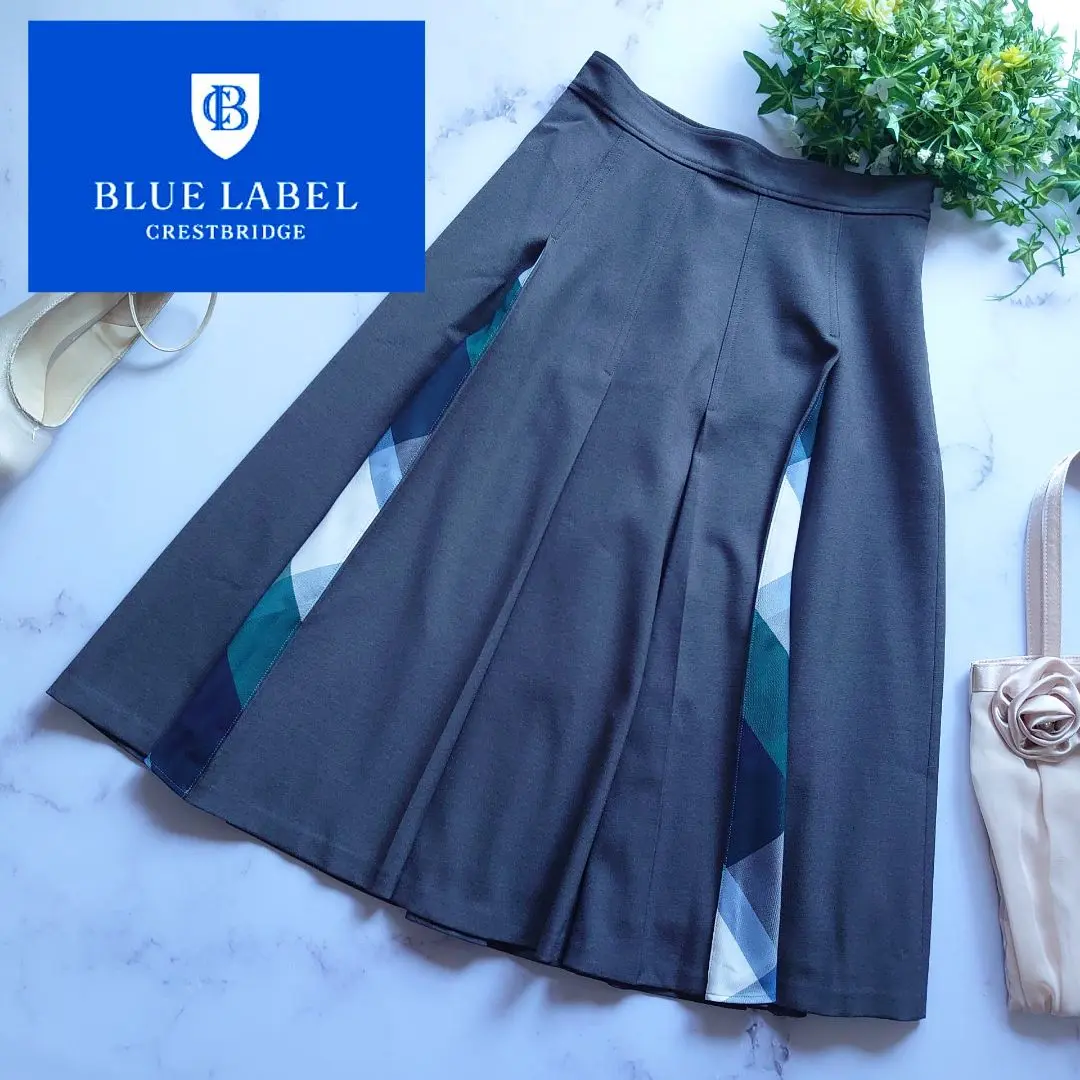 新品未使用⭐︎BLUE LABEL CRESTBRIDGEフレアスカート38 ブルーレーベルクレストブリッジ BLUE LABEL CRESTBRIDGE フレア