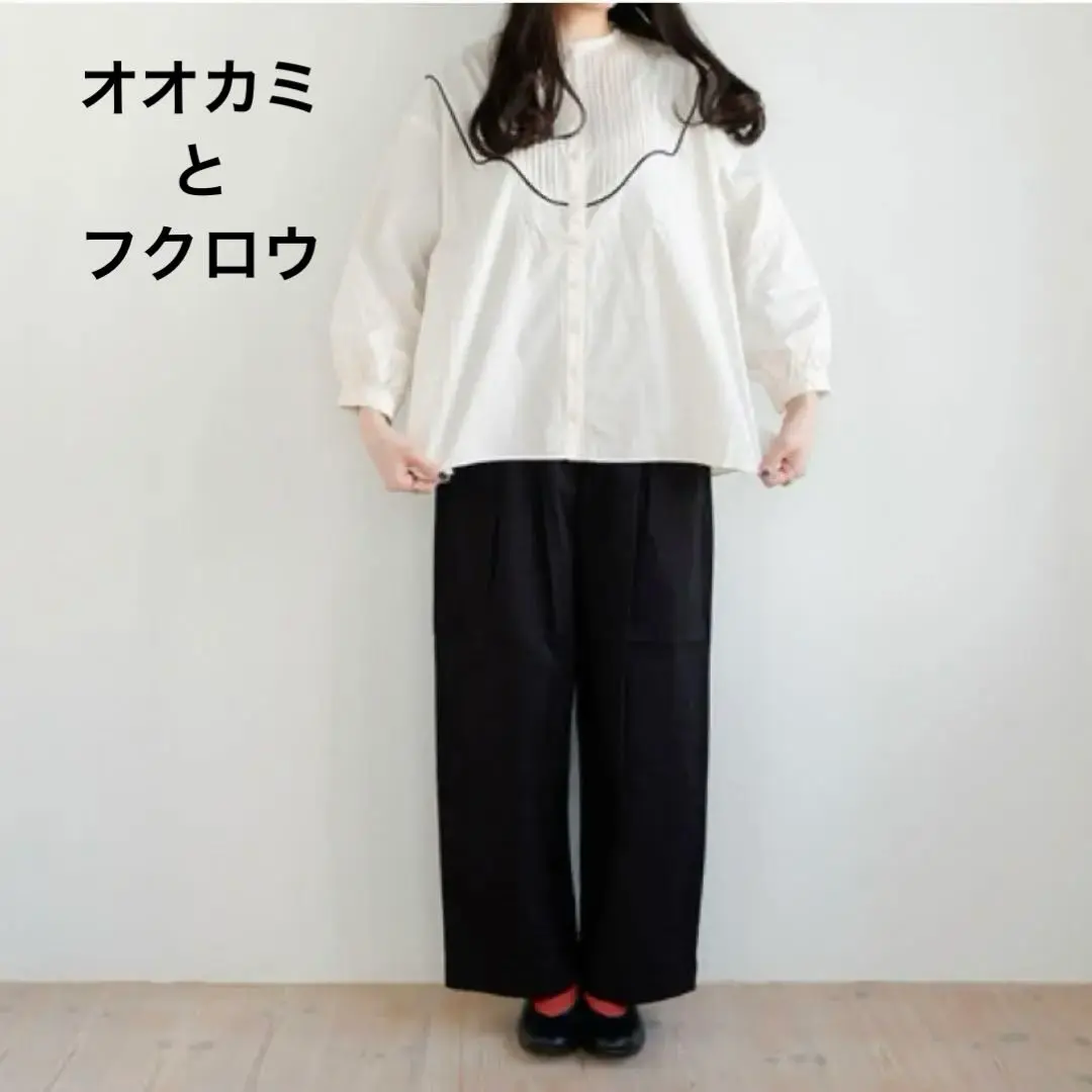 【美品】 オオカミとフクロウ ギャザーバンドカラーシャツ 近年モデル ブラウス 美品 オオカミとフクロウ 近年 リネン ラミー バンドカラー