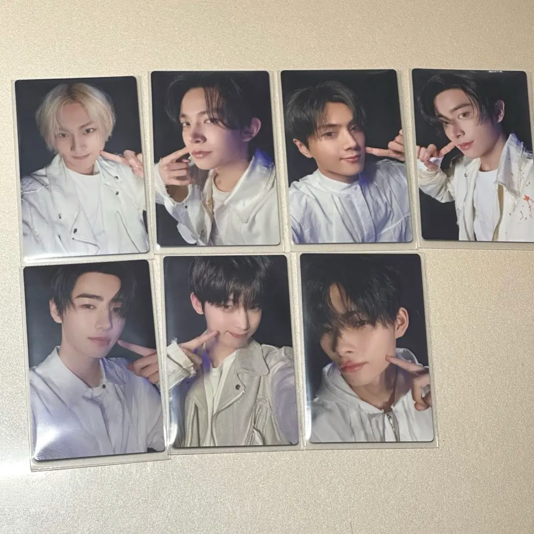 Thumbnail of ENHYPEN Twilight Trading Card Bundle