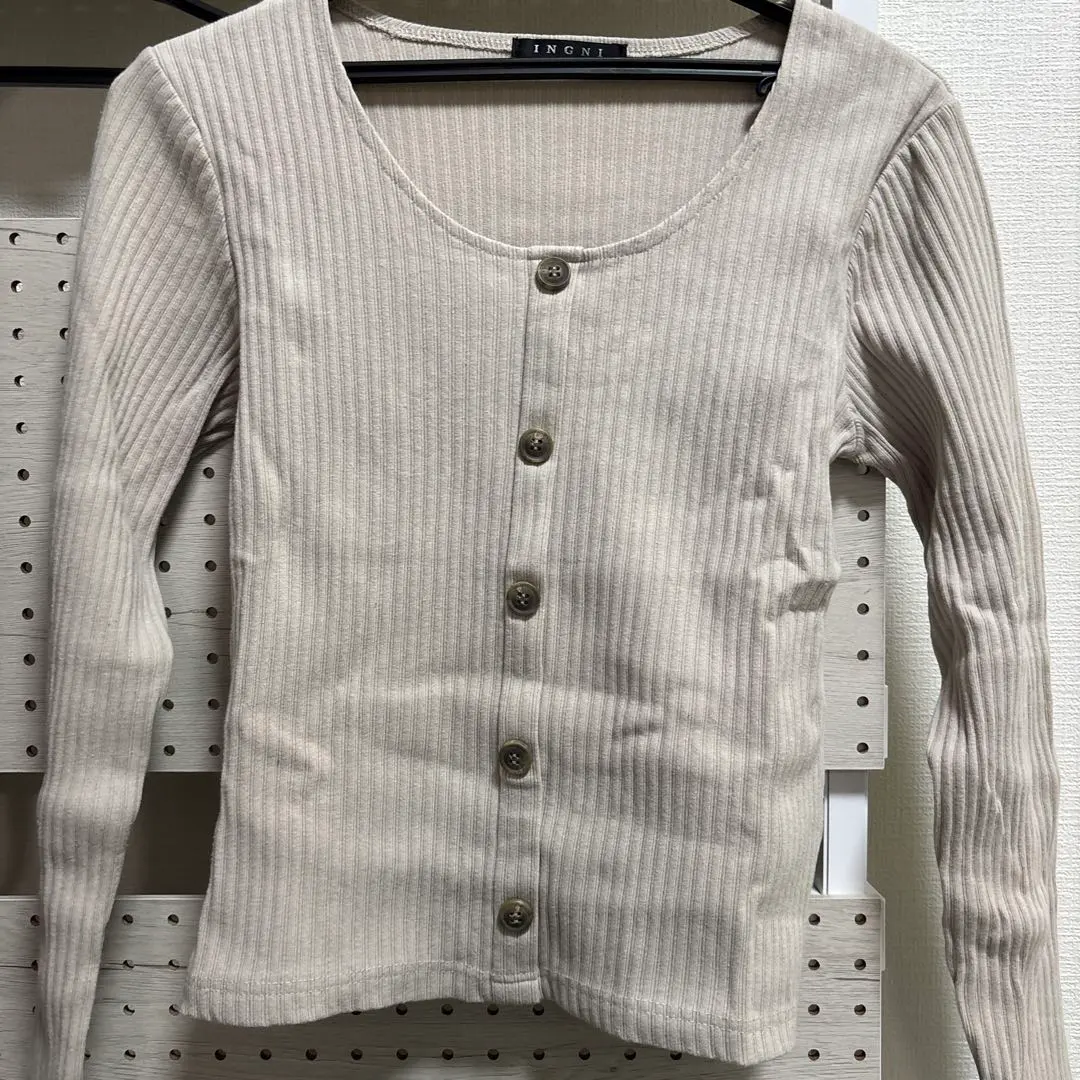 Thumbnail of Long sleeves