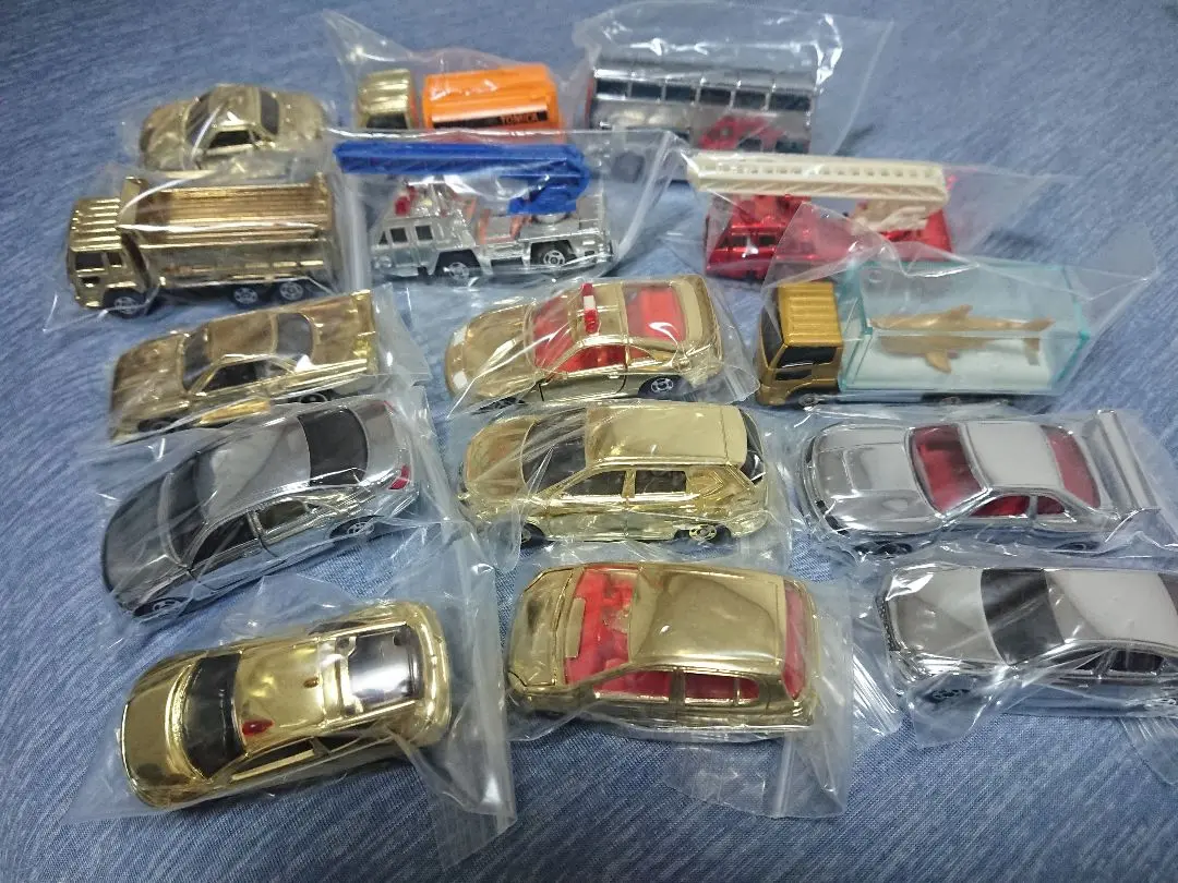 2025年最新】トミカ r33 金メッキの人気アイテム - メルカリ