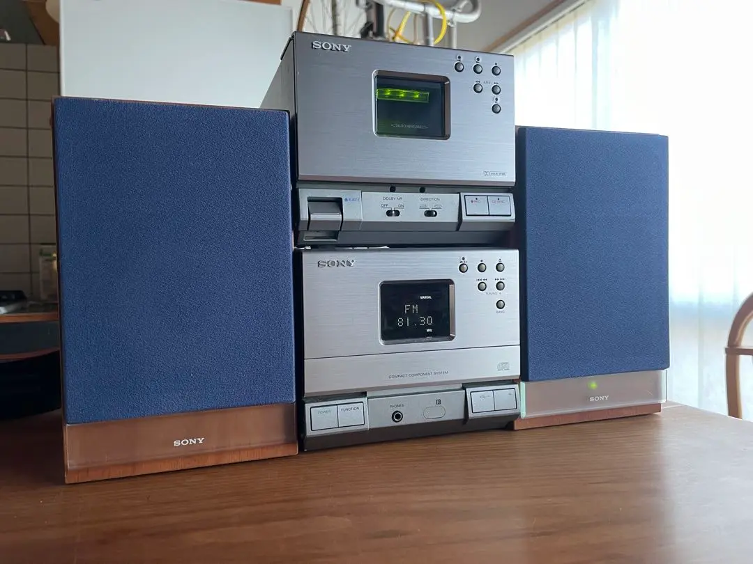 SONY Qbric ソニー　キューブリック　ミニコンポ  CMT-101 優れた音質とデザイン性をさらに追求したインテリア感覚の