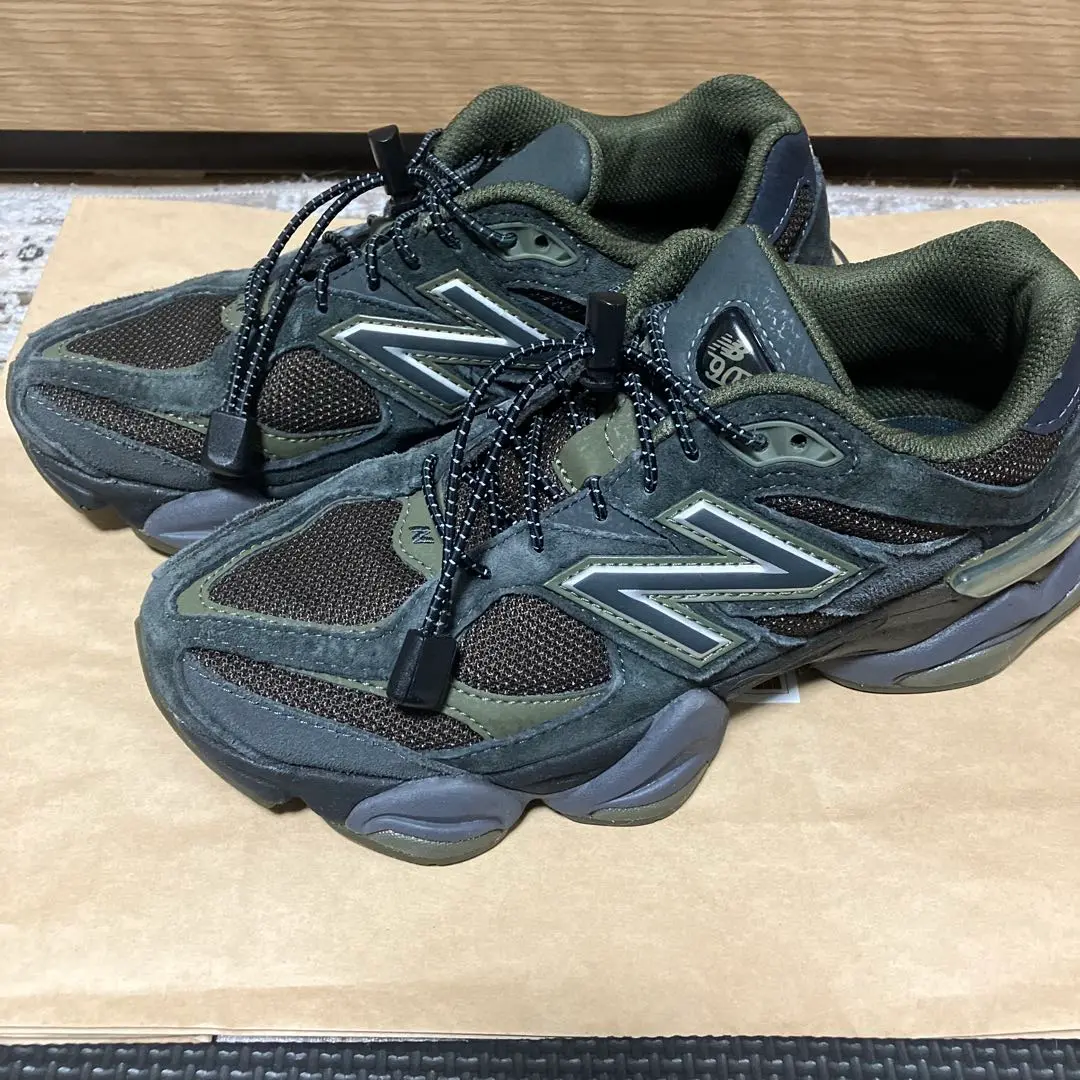 本日限定値下げ！美品！24.0㎝　New Balance U9060PH 楽天市場】【毎日発送】ニューバランス 9060 スニーカー NEW