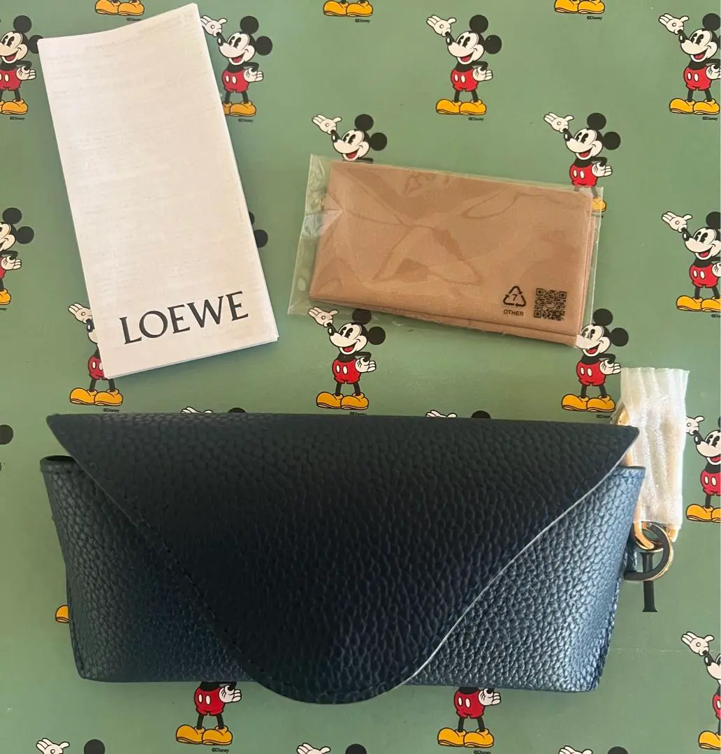 新品 ロエベ メガネ サングラスケース LOEWE 小物ケース 2025年最新】LOEWE メガネケースの人気アイテム - メルカリ