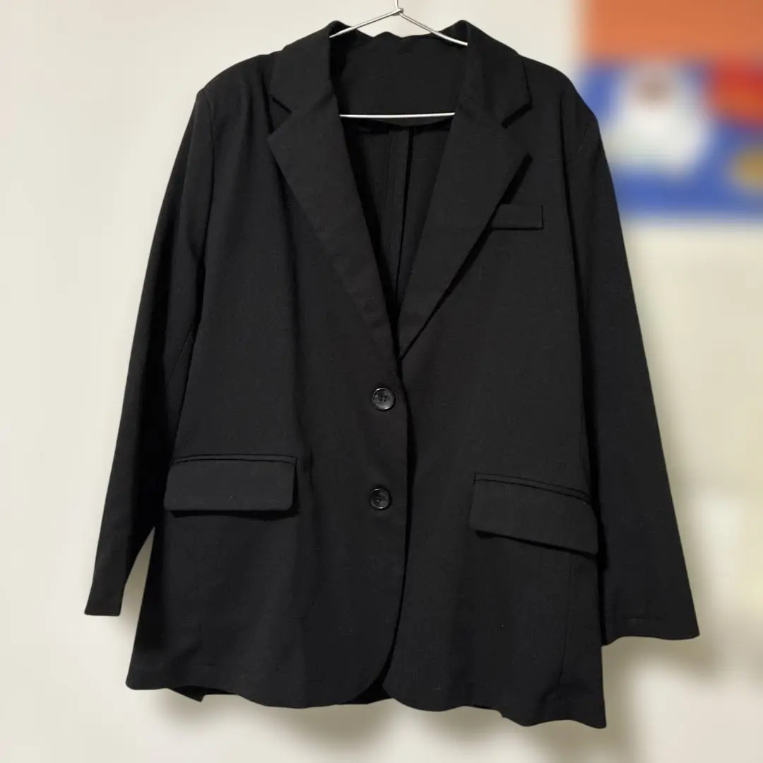 Thumbnail of Black single-button jacket