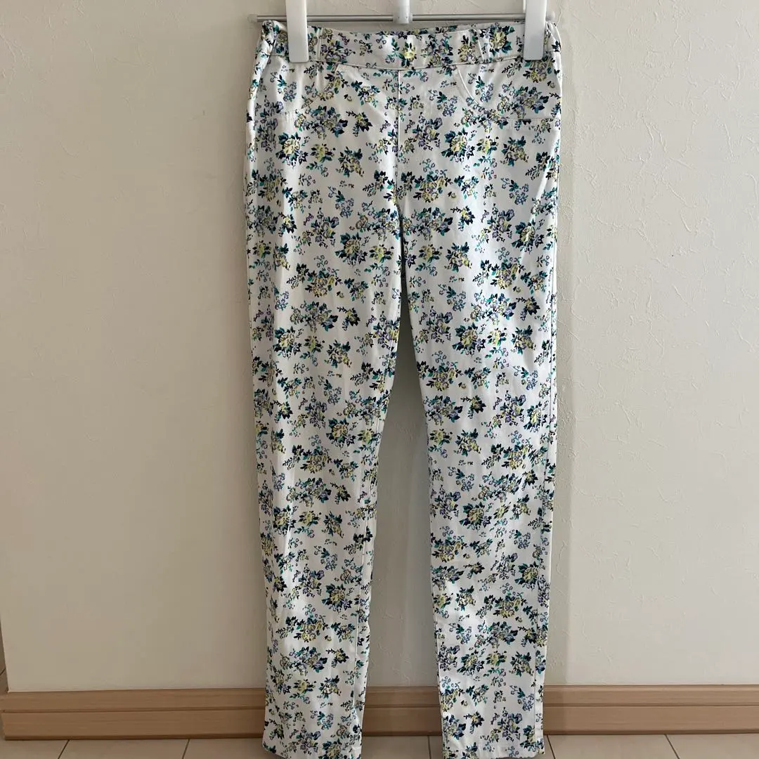 花卉印花 修身 短款 裁剪長度 褲子 S碼 的縮圖