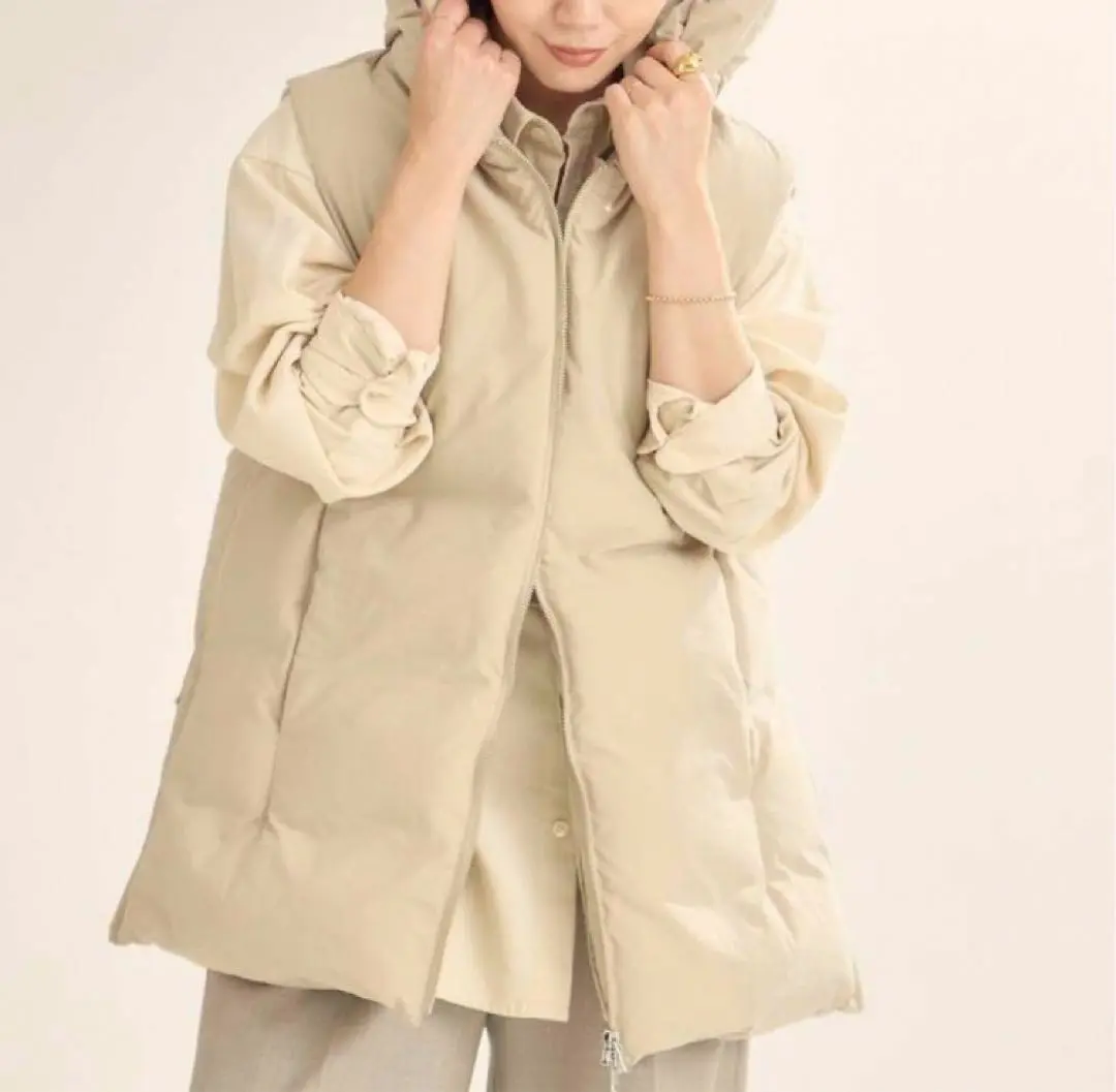 1/31まで販売 プラージュ ハクウ別注ダウンベスト 2025年最新】HAKuu ダウンベストの人気アイテム - メルカリ