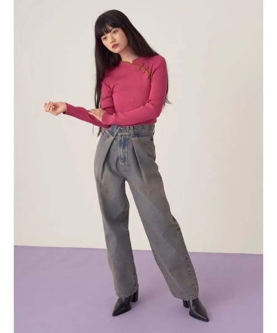 LILY BROWN（リリーブラウン）2wayタックワイドデニムパンツ LILY BROWN（リリーブラウン）の「2wayタックワイドデニムパンツ