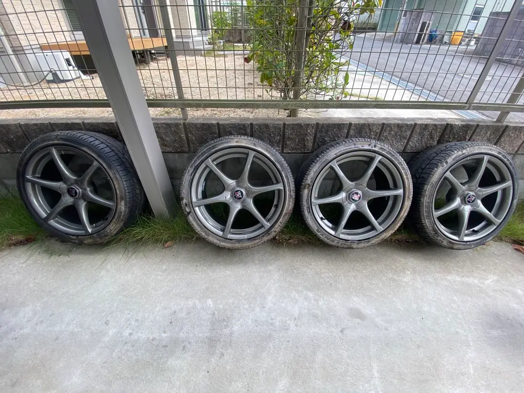 R34 GTR 純正アルミホイール 2本セット 2025年最新】R34純正ホイールをお探しなら - Yahoo!オークション
