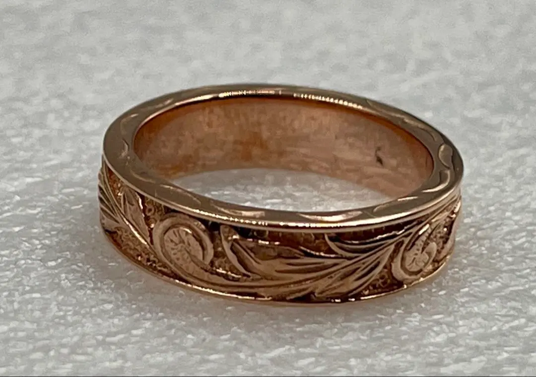 Thumbnail of Hawaiian Jewelry Ring, Pink Gold, Engraved Pattern Ring
