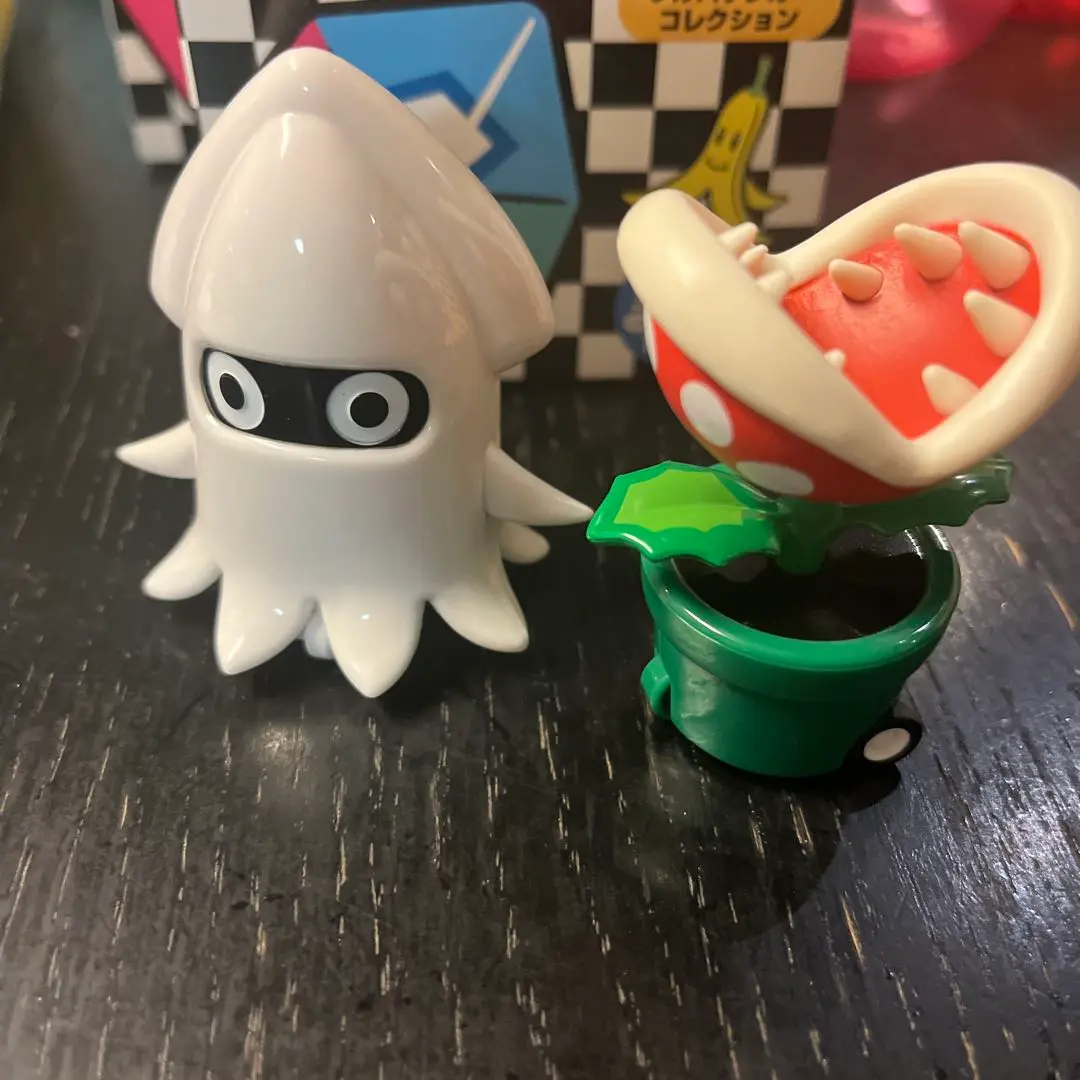 UNI | ニンテンドーワールド限定のプルバックカー🍄 これも必死