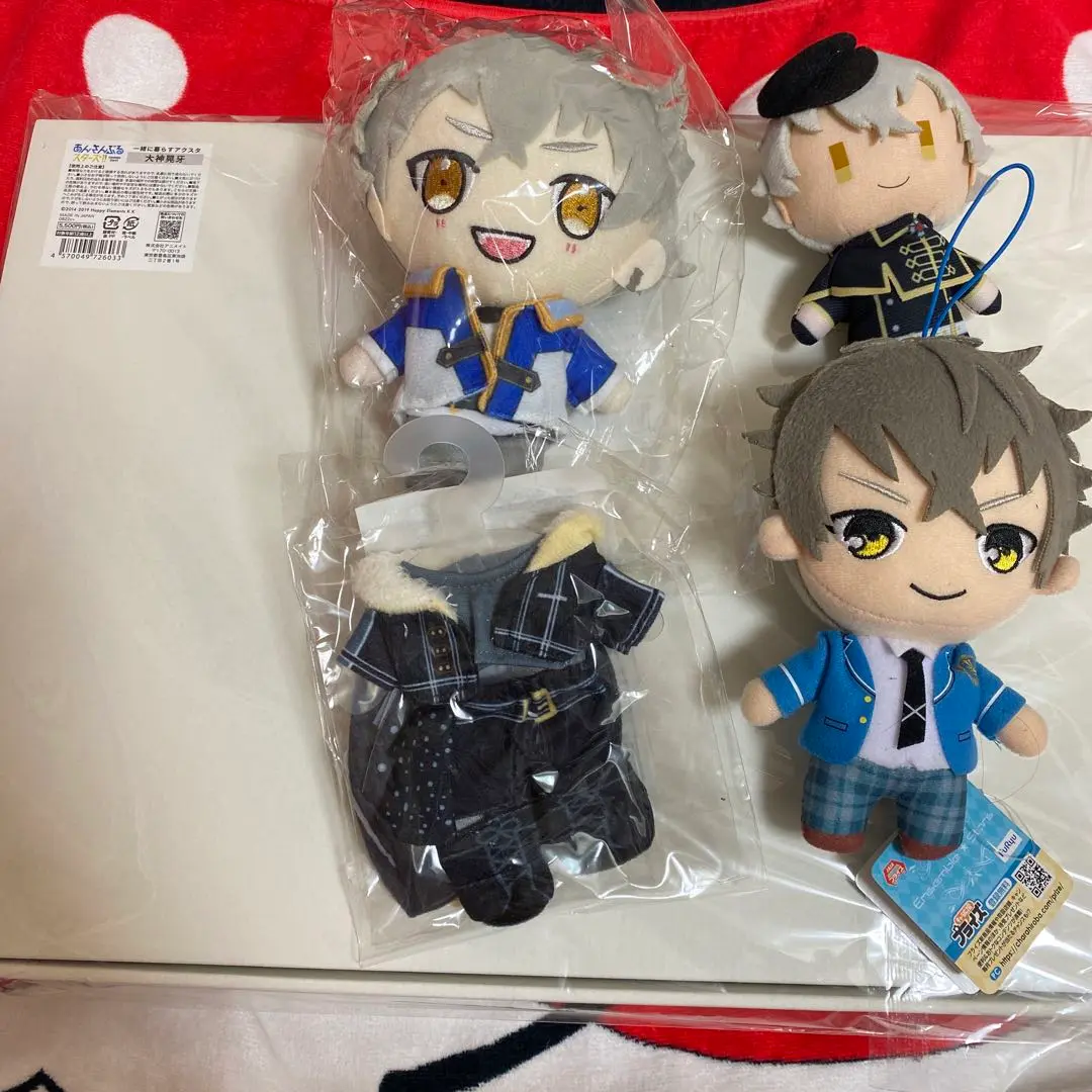 一緒に暮らすアクスタ　5枚 Amazon.co.jp: あんスタ中国 Venchi taptap 巧心綺願一緒に