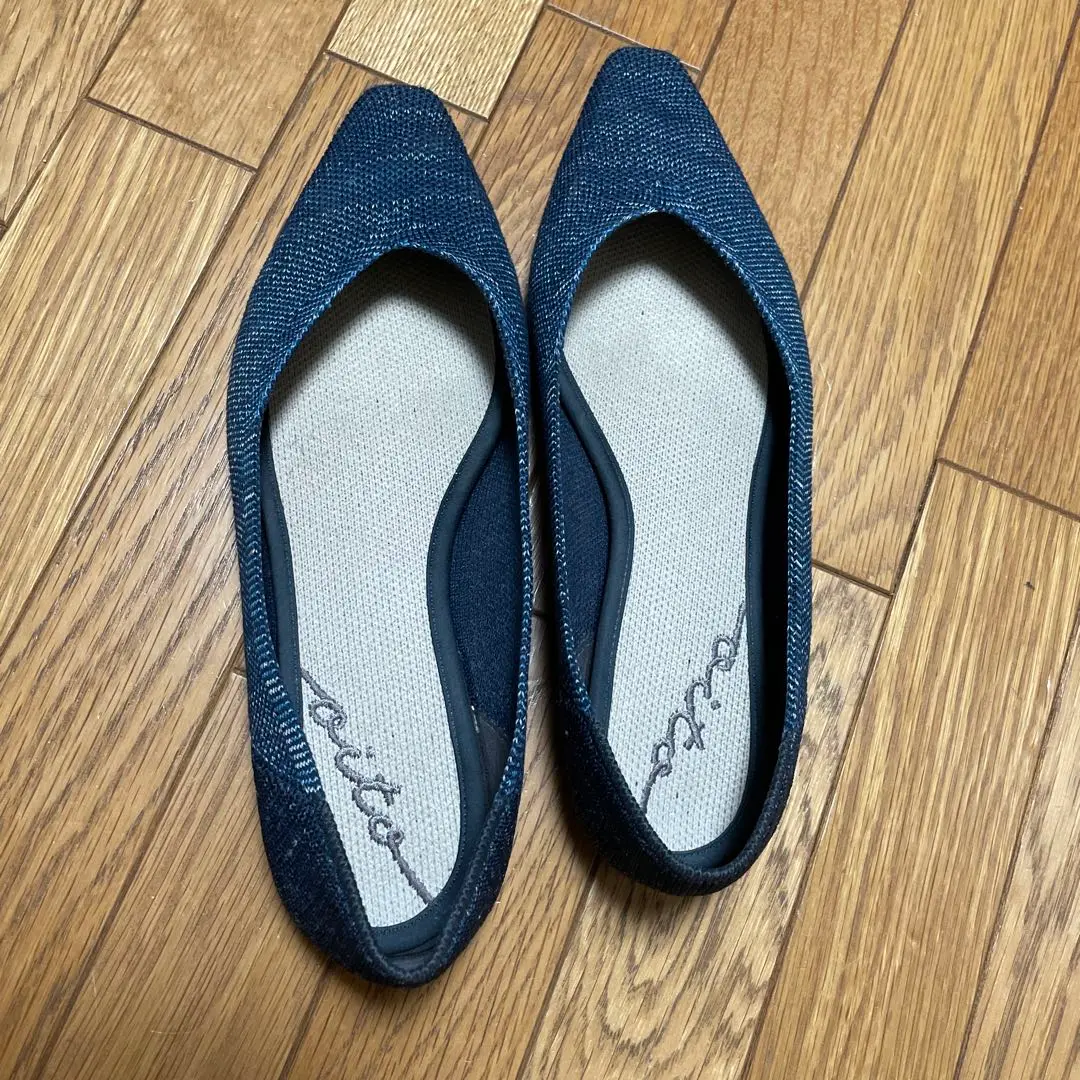 【未使用に近い、箱あり】oito パンプス23.5/漆黒/Washi Flat 未使用に近い、箱あり】oito パンプス23.5/漆黒/Washi Flat