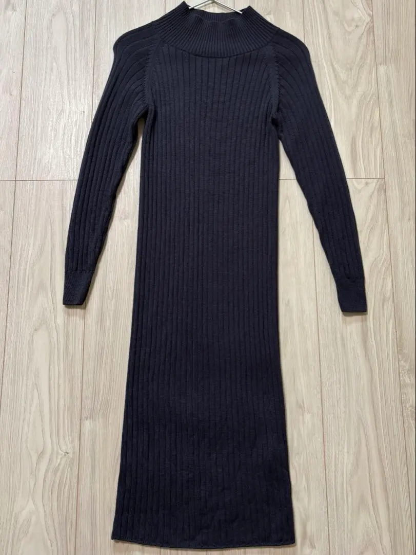 針織連衣裙 的縮圖