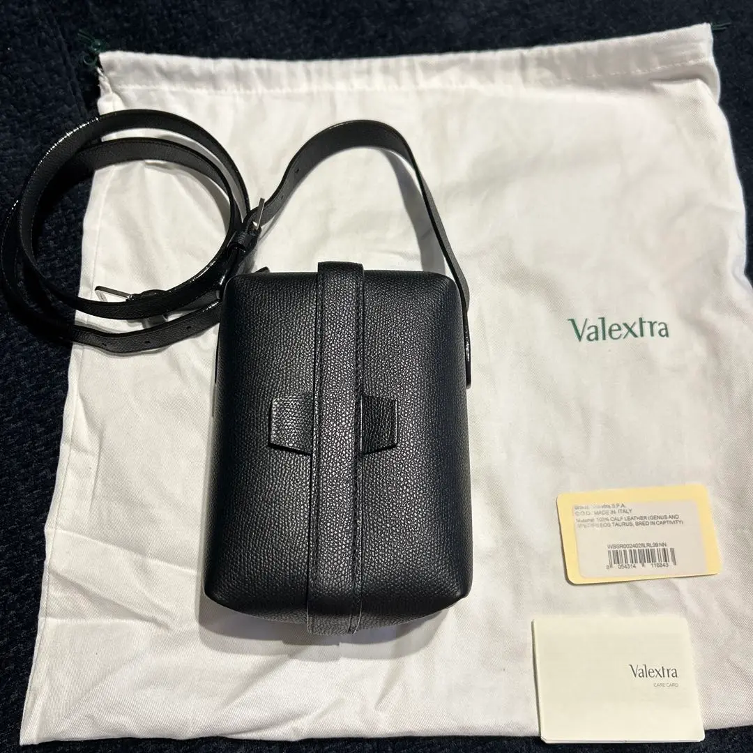 お値下げ 美品 Valextra ブラック ショルダーバッグ トリックトラック Valextra VALEXTRA ヴァレクストラ バッグ ショルダーバッグ