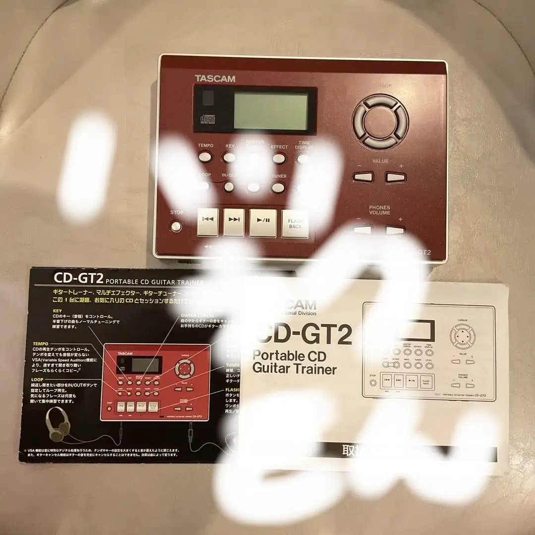 TASCAM CD-GT2 ポータブルCDギタープレーヤー 別売ACアダプタ付 CD-GT2 | ポータブル CD ギタートレーナー | TASCAM (日本)