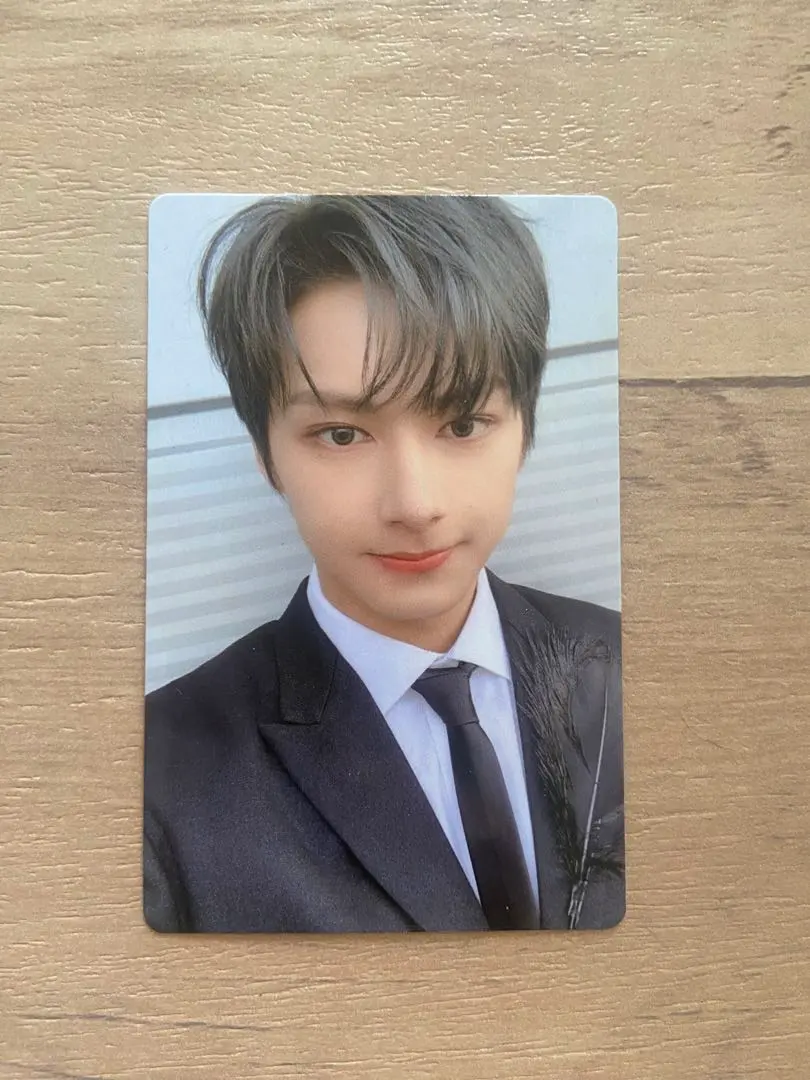 Thumbnail of Seventeen An Ode Begin Trading Card Jun