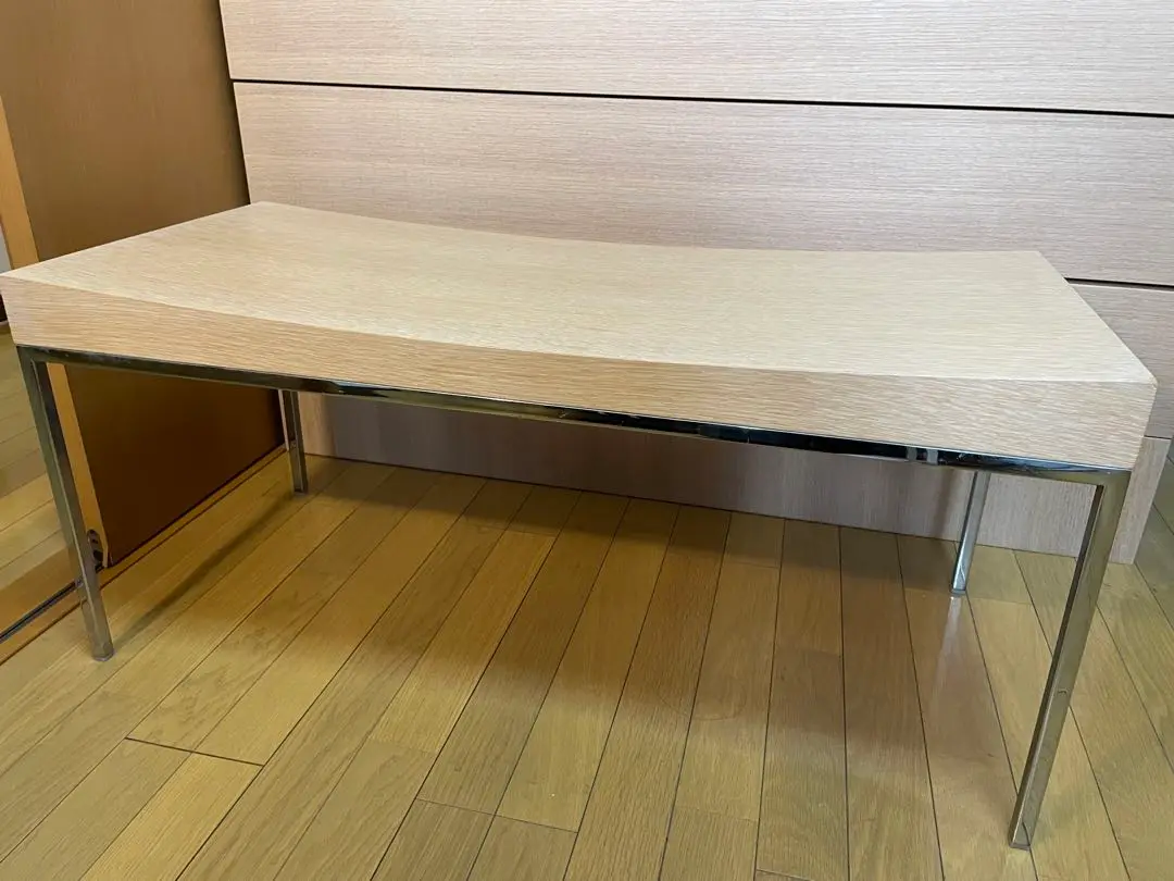 展示品　B&B ITALIA　MAXALTO「Ebe」リビングテーブル　 60万 展示品 B&B ITALIA MAXALTO「Ebe」リビングテーブル 60万（B&B