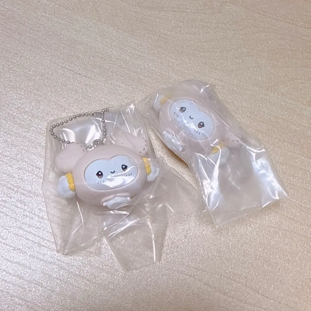 Thumbnail of TWICE LOVELYS × SANRIO Mascot Charm