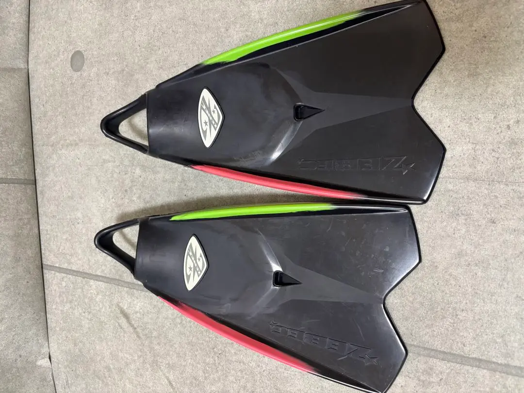 Zebec ボディボードフィン ブラック/ターコイズ　L(26-27cm) ゼベックフィン 【ZEBEC FINS】ブラック/ターコイズ ボディ