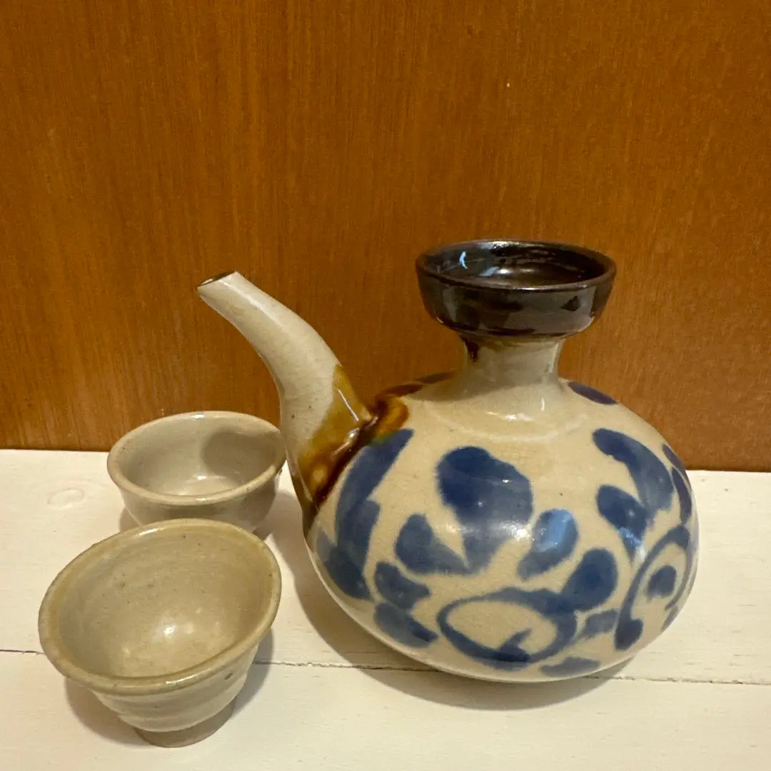 壺屋焼　故【小橋川永弘】緑釉花瓶 作家物 壺屋焼 陶芸家 小橋川永弘 カップアンドソーサー