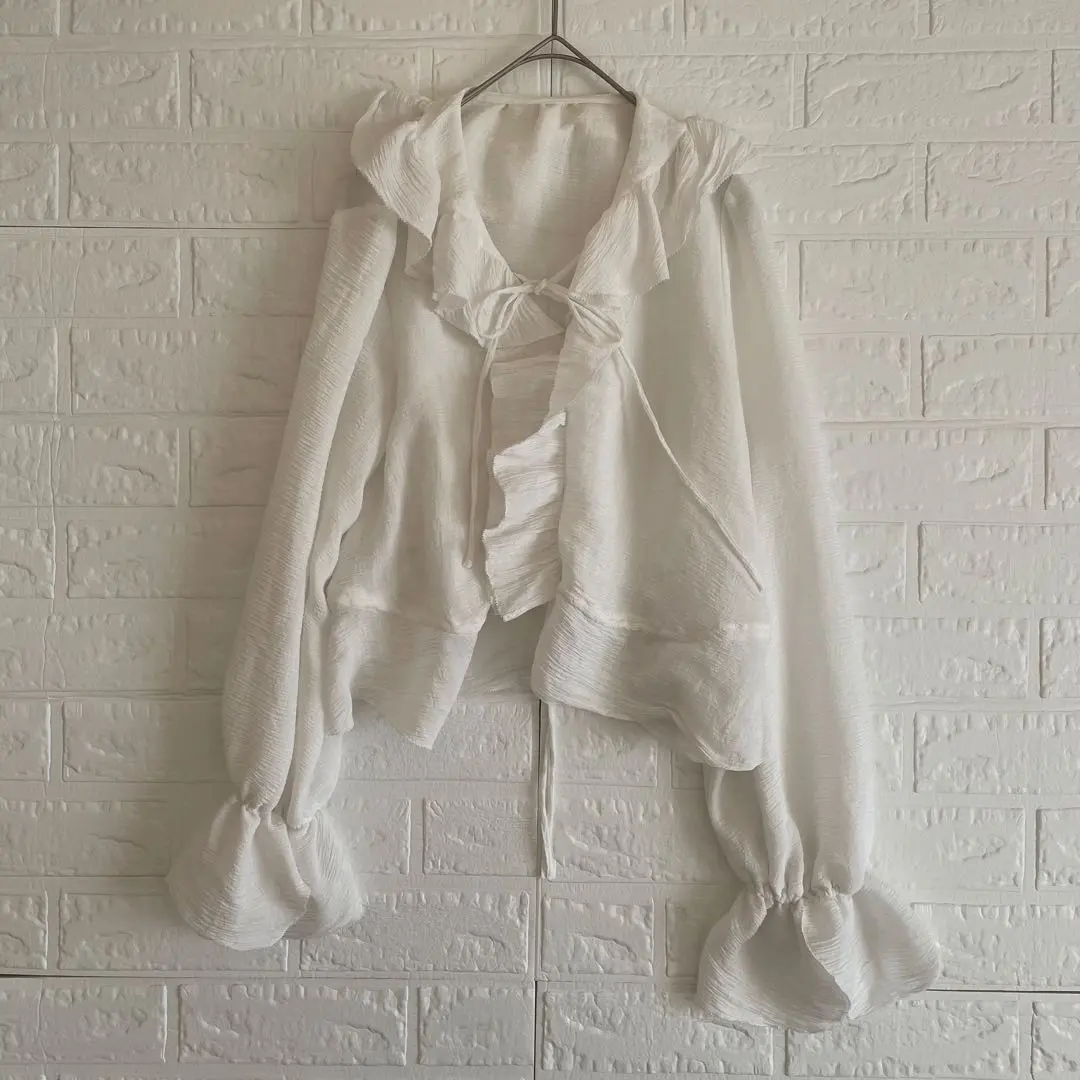 Thumbnail of Lily Brown [F] White Frill Balloon Sleeve Shirt - Excellent Condition