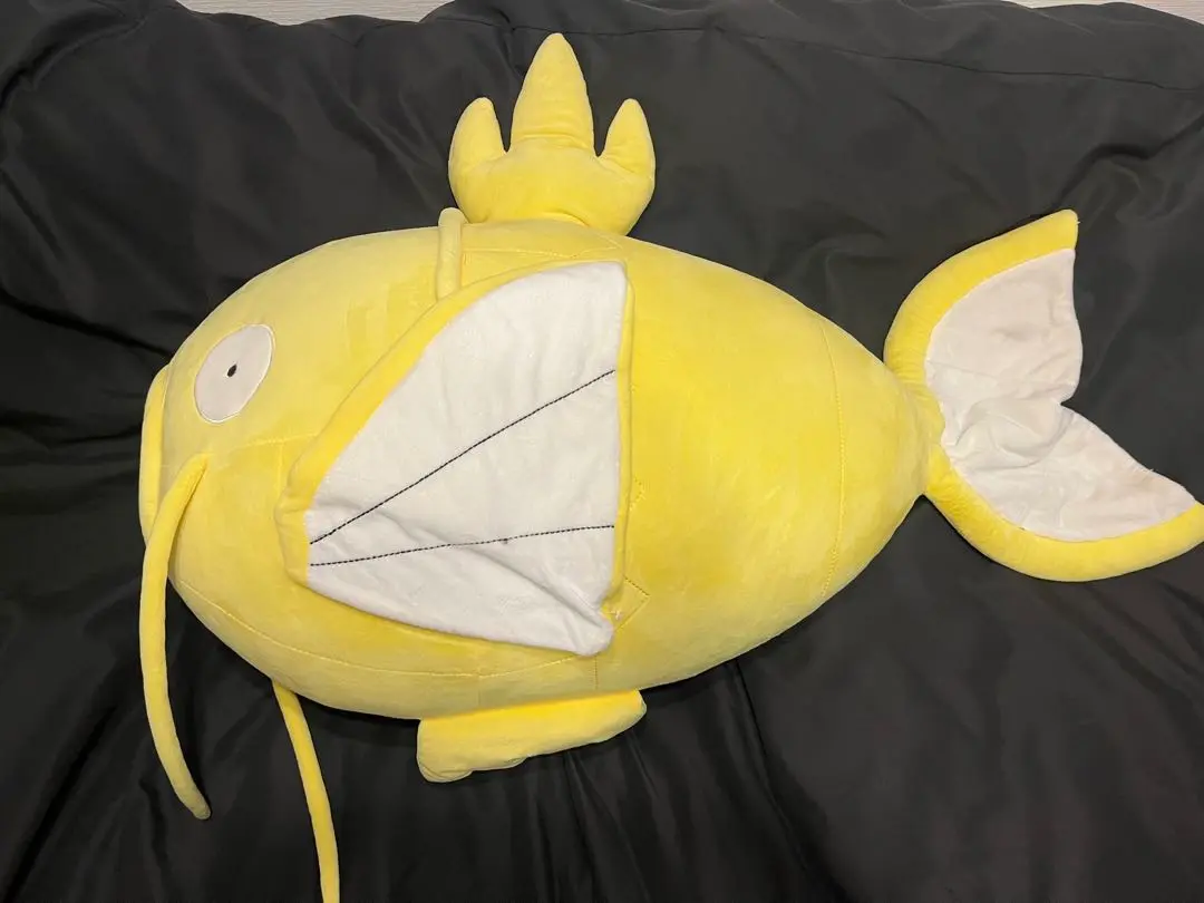 ☆　ポケモンセンター　ナゴヤ　金のコイキング　ぬいぐるみ　クッション　セット ポケモンセンター 名古屋 オリジナル コイキング ぬいぐるみ 色