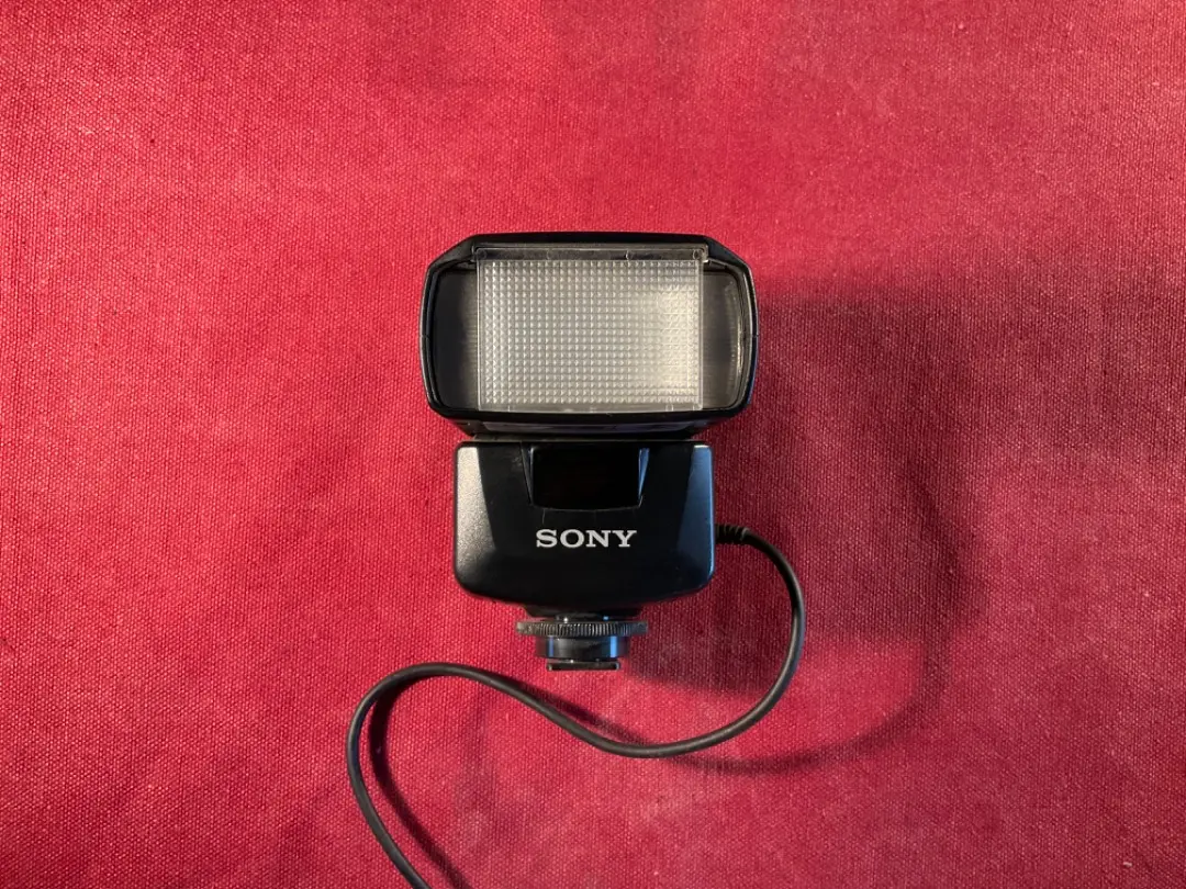 現状品》SONY HVC-80 ビデオカメラ TRINICON 付属品付き｜Yahoo