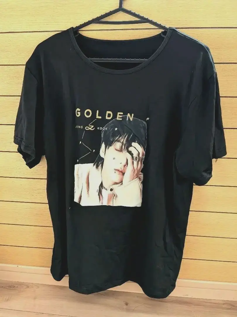 ジョングク　GOLDEN Tシャツ L 2025年最新】golden ジョングク tシャツの人気アイテム - メルカリ