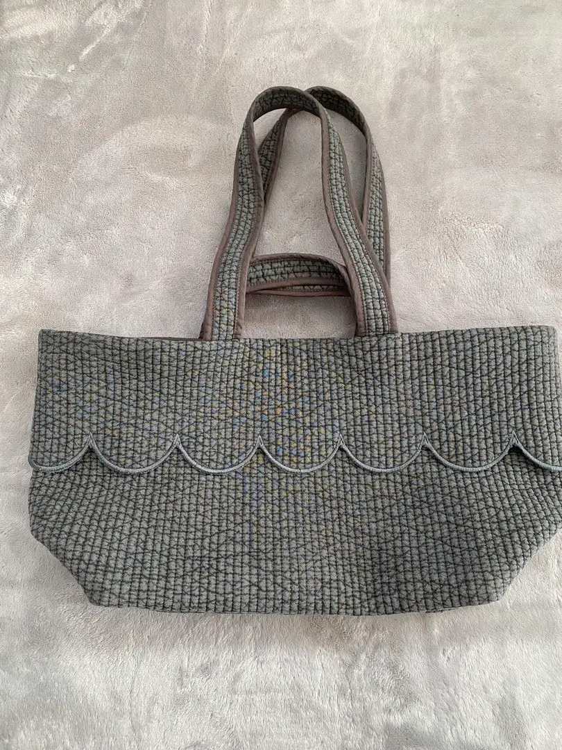 conforobe スカラップヌビバッグ グレー Nubi Midi【Scallop】ミディ スカラップ | conforobe(コンフォ