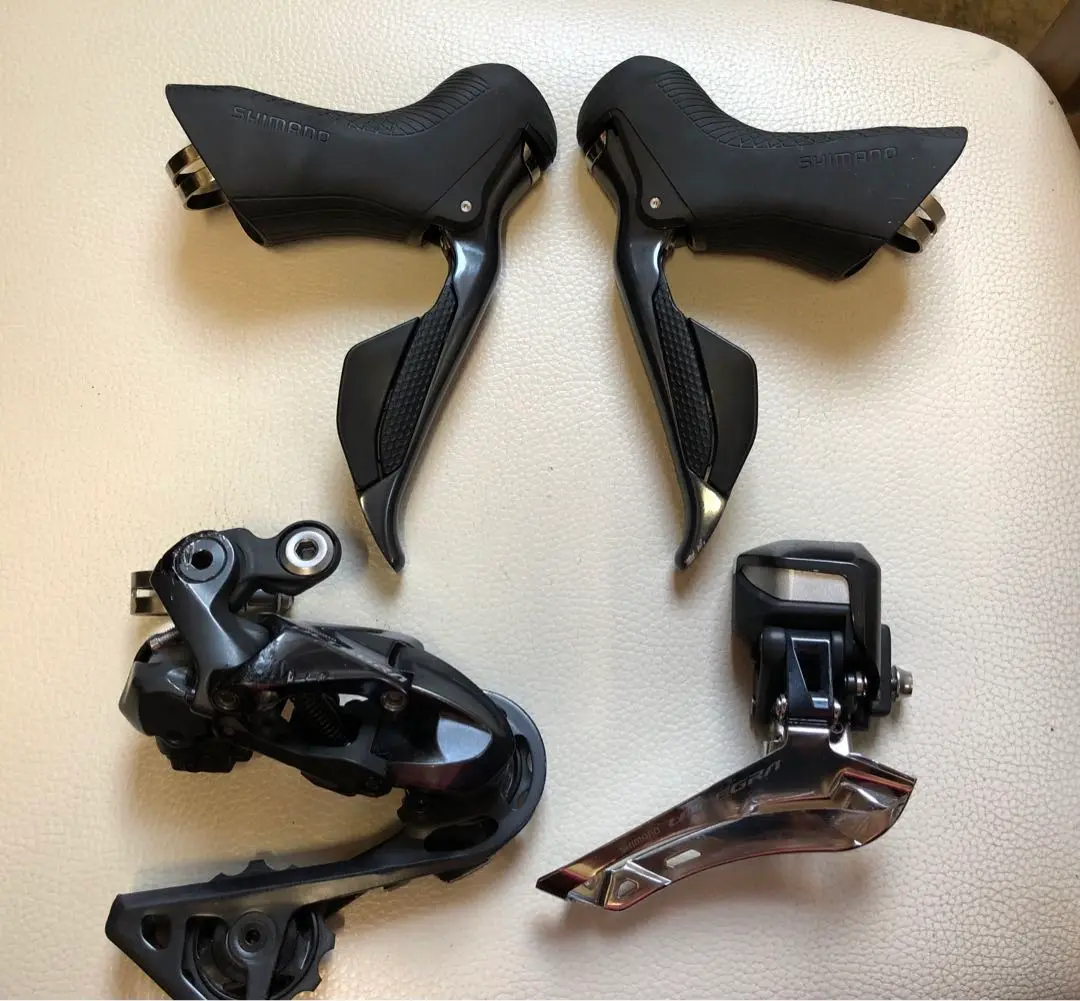 アルテグラ8050di2  リム用ブラケット アルテグラ8050di2 リム用ブラケット