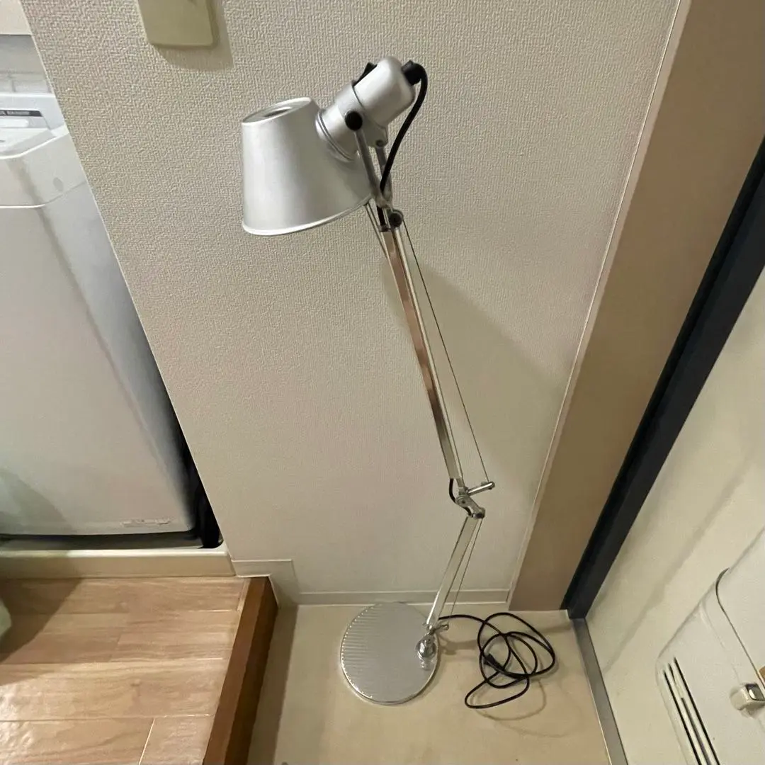 2025年最新】Artemide フロアスタンドの人気アイテム - メルカリ