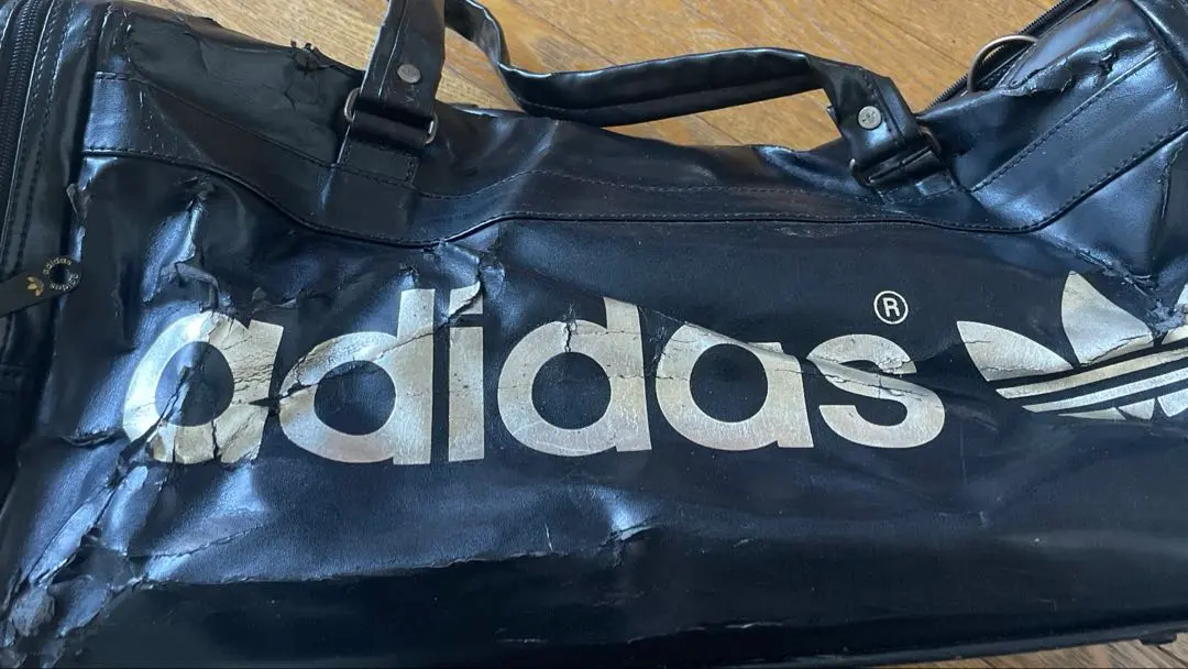 美品 adidas originals 旅行カバン ボストンバッグ ブラック adidas 【セール】ボストンバッグ 修学旅行 アディダス ボストン