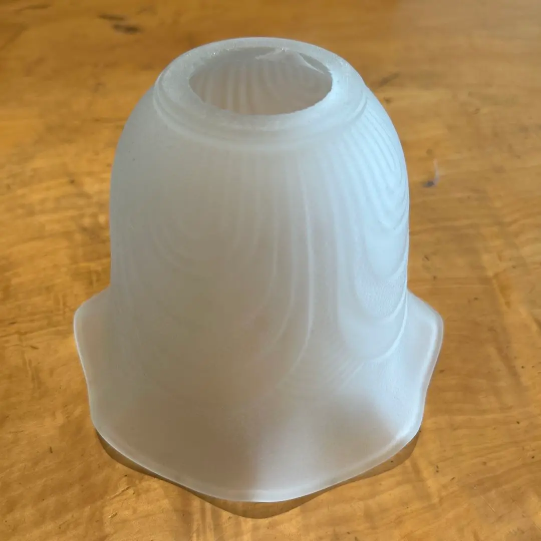 Thumbnail of Flower-shaped frosted glass lampshade