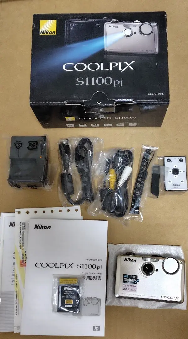 【動作品】Nikon COOLPIX クールピクス S1100pj ブラック Amazon | Nikon デジタルカメラ COOLPIX (クールピクス) S1100pj