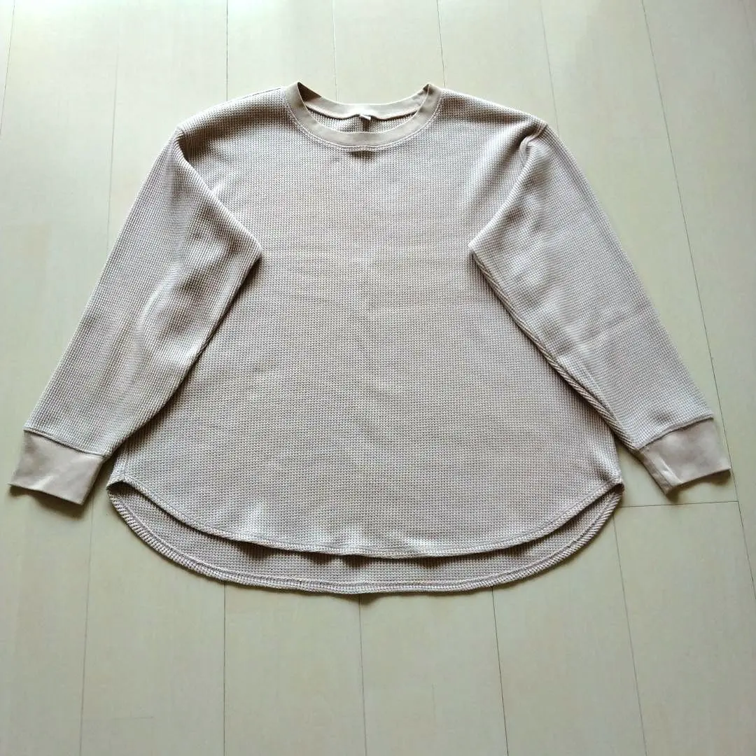 Thumbnail of UNIQLO Waffle T-shirt Beige Long Sleeve Cut and Sew XL