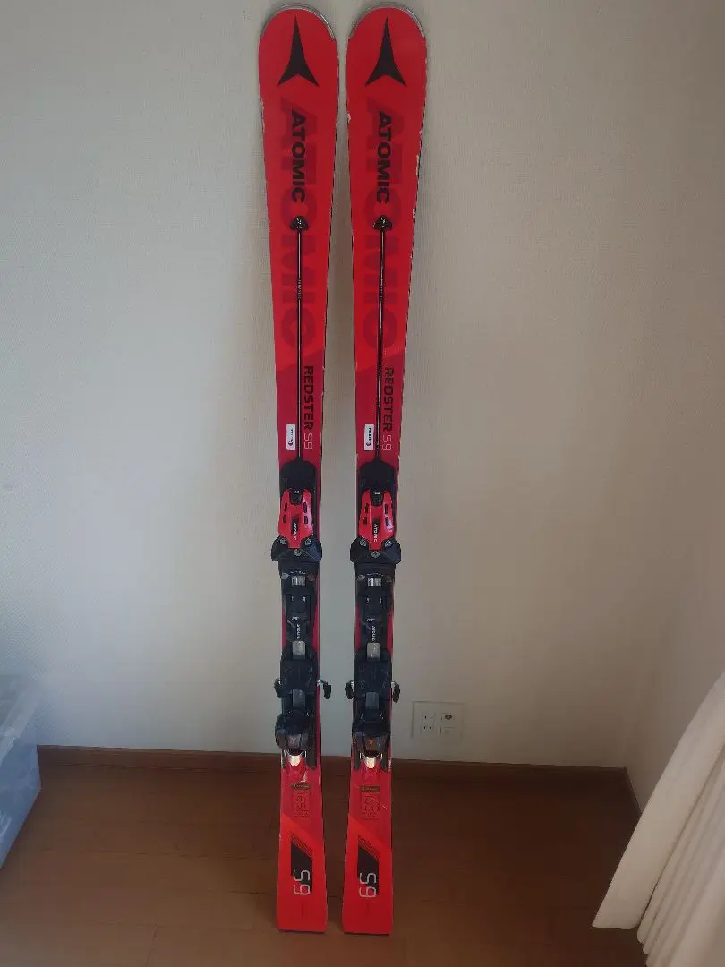 アトミックスキー板165 Redster S9 165cm R12.7m