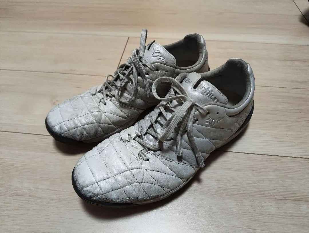 Thumbnail of ATHLETA Futsal/Soccer Shoes - 26.5cm