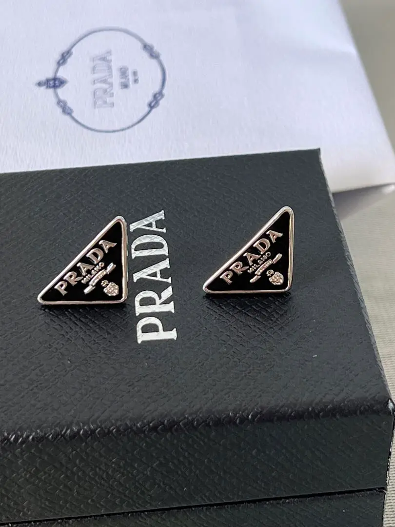 PRADA シルバー ピアス(両耳用) Amazon | [プラダ] ピアス レディース 左耳用 925シルバー