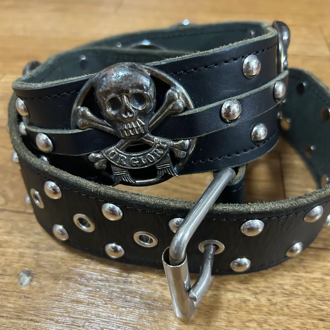 レア MODERN PIRATES スタッズレザー エナメル ベルト MODERN PIRATES - PYRAMID BELT / ピラミッドスタッズベルト